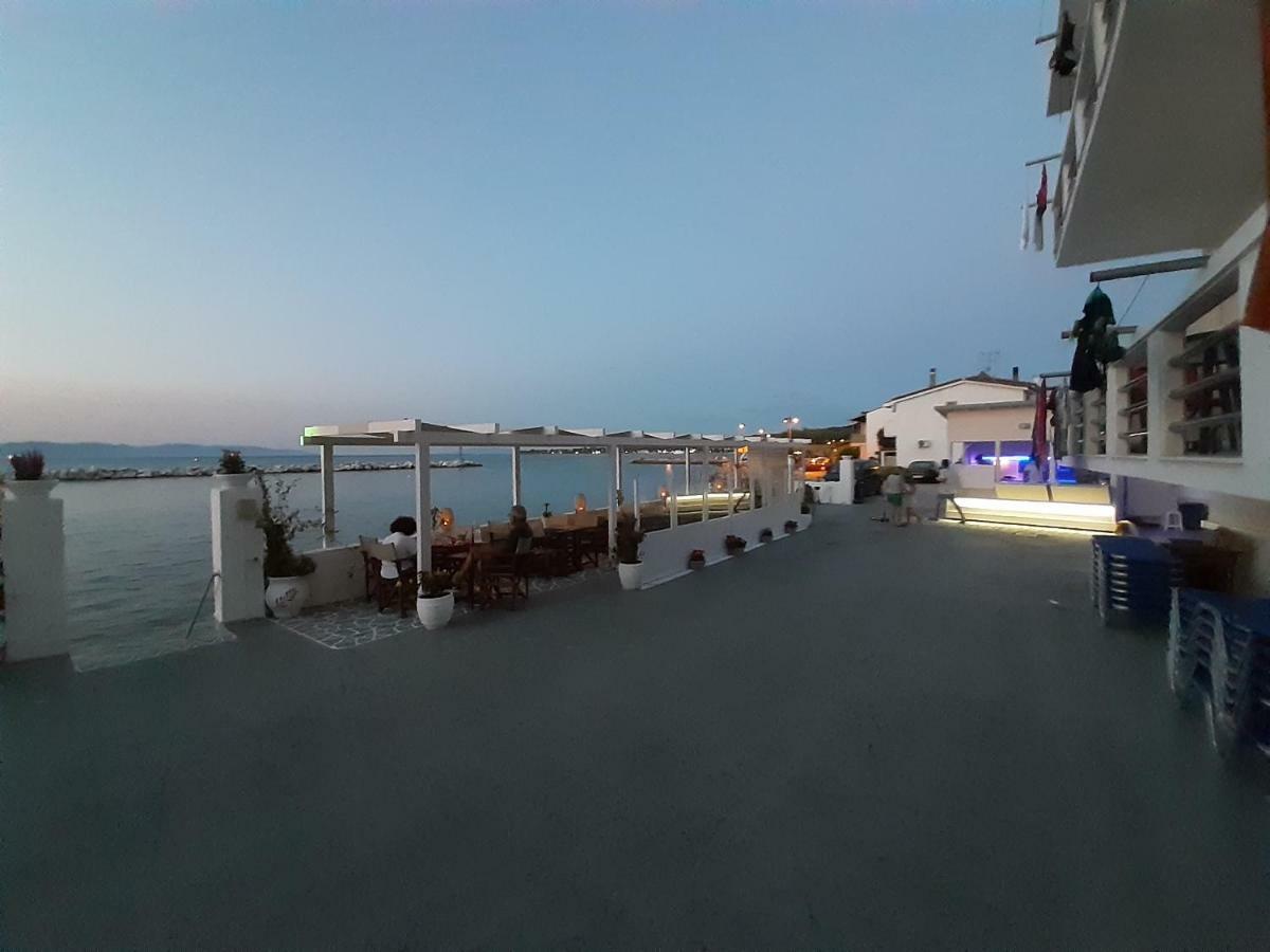 Asmini Studios Pefki  Exteriör bild